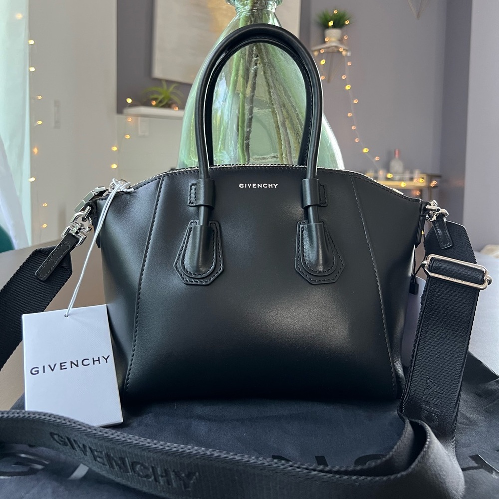 ❌❌SOLD NWT Givenchy Antigona Sport Mini Leather Tote Bag - Picture 1 of 10